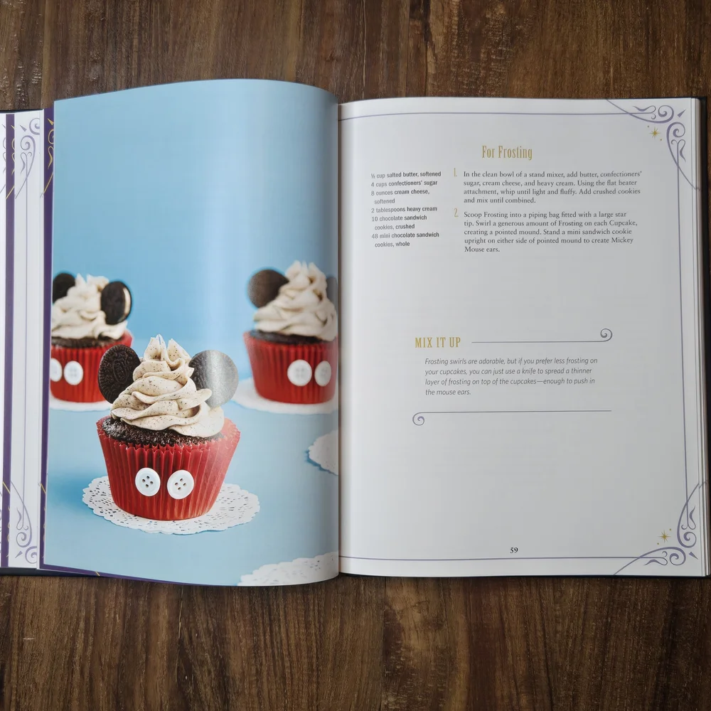 The Unofficial Disney Parks Cookbook - Blue and Gold